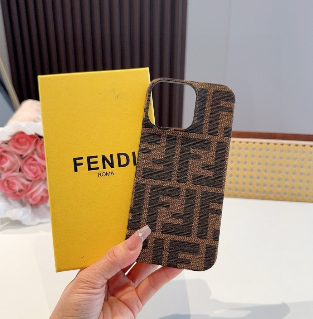 iPhoneケースFENDI フェンディ iPhone15 Pro用 ファブリックスマホケース 2色入 🌸 - 画像 4