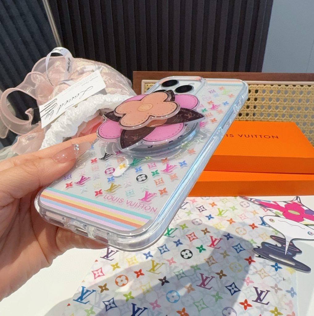 iPhoneケースルイヴィトン フラワー フェイス ナチュラル カラー 5色入 🌸 - 画像 5