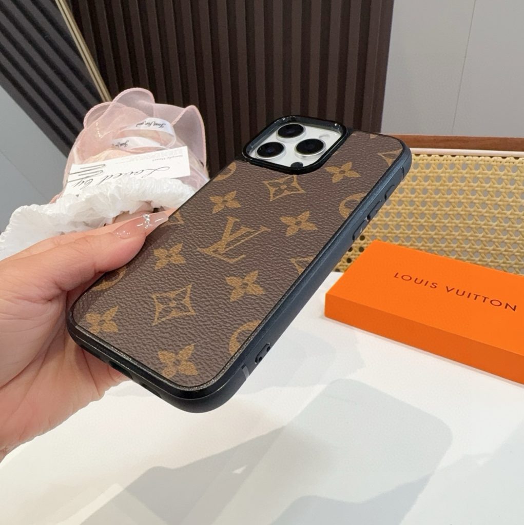iPhoneケースLouis Vuitton iPhone15 Pro用 ケース 2色入 🌸 - 画像 8