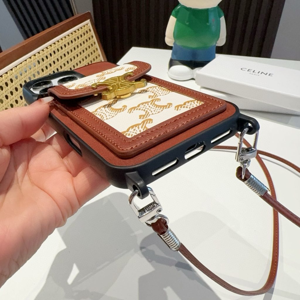 iPhoneケースCeline ブランド ポーチ付きスマホケース 2色入 📱 - 画像 6