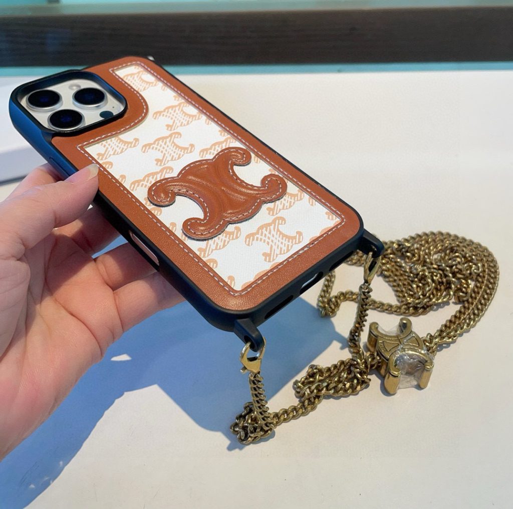 iPhoneケース高級感のある Celine チェーン付きスマホケース 2色入 - 画像 8