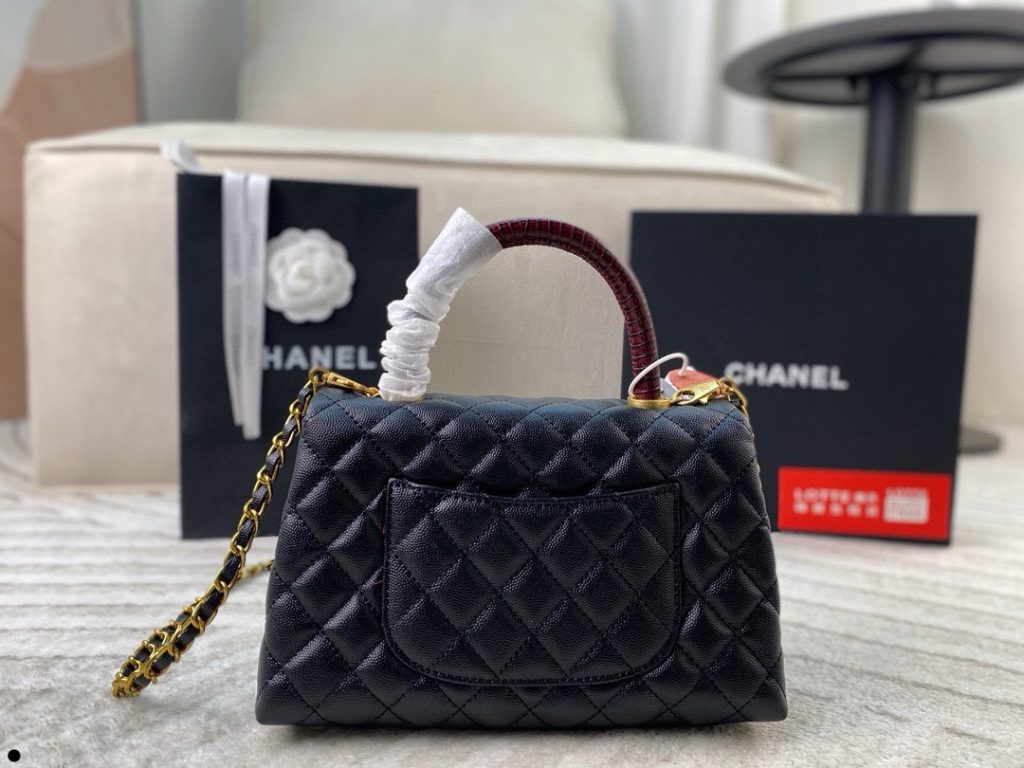 Chanel ハンドル付きハンドバッグ 黒 2WAYチェーン レザー 🖤 - 画像 5