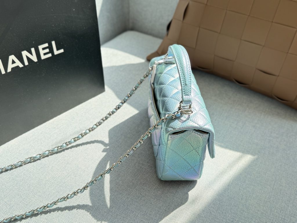 Chanel ミニキャビア ミニバッグ 20cm ミラーレザー 2色入 💎 - 画像 2
