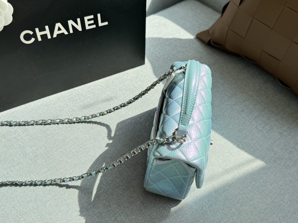 Chanel ミニキャビア ミニバッグ 20cm ミラーレザー 2色入 💎 - 画像 5