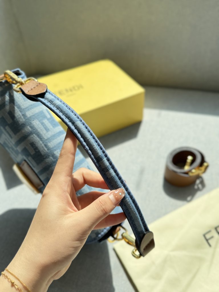 FENDI バゲット ブルー 27 ショルダーバッグ 💼 - 画像 5