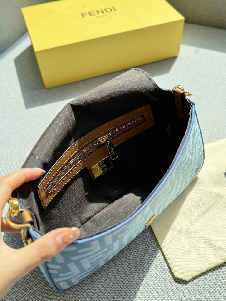 FENDI バゲット ブルー 27 ショルダーバッグ 💼 - 画像 8