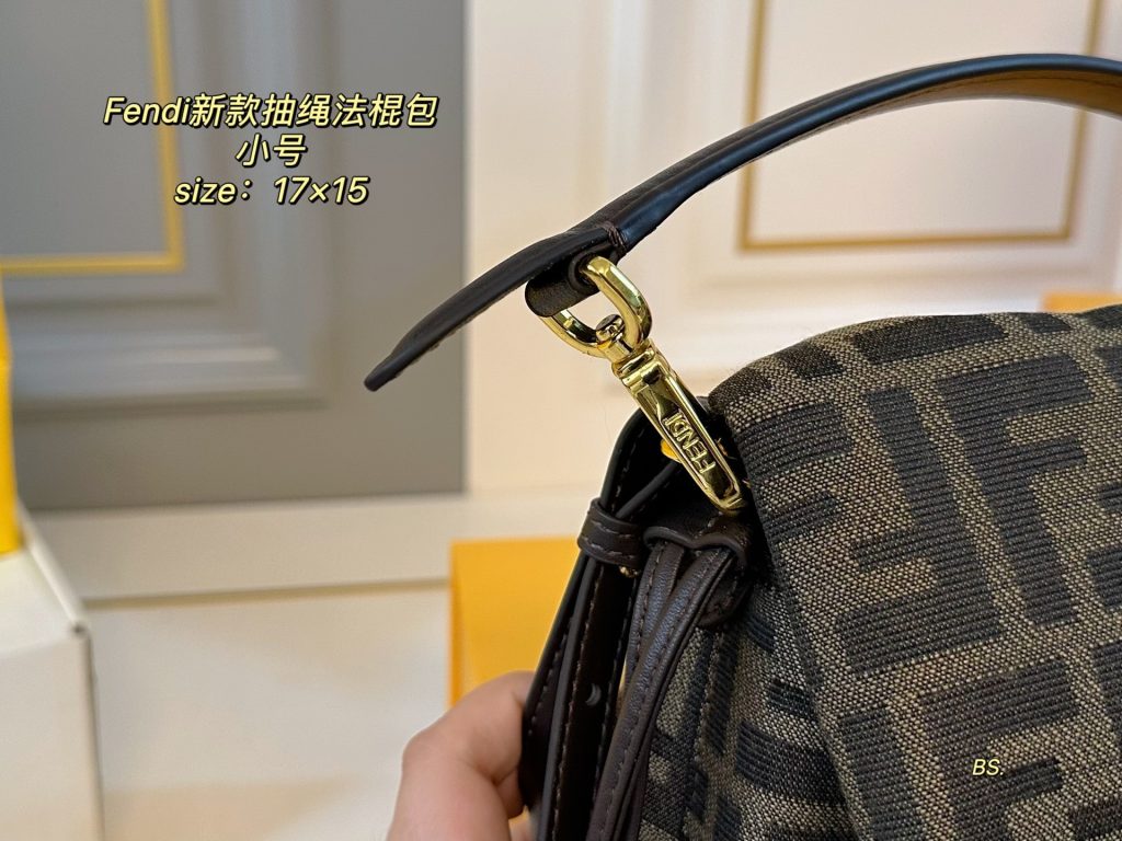 Fendi 新作 ブランド ポーチ ファンシー バッグ 17×15cm 🎩 - 画像 8