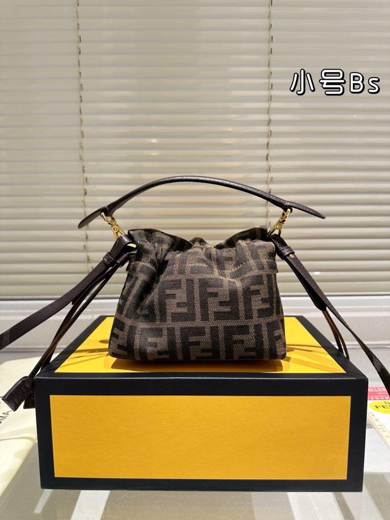 フェンディ ファイブジー バッグ 小号Bs 2色入 ✨ - 画像 2
