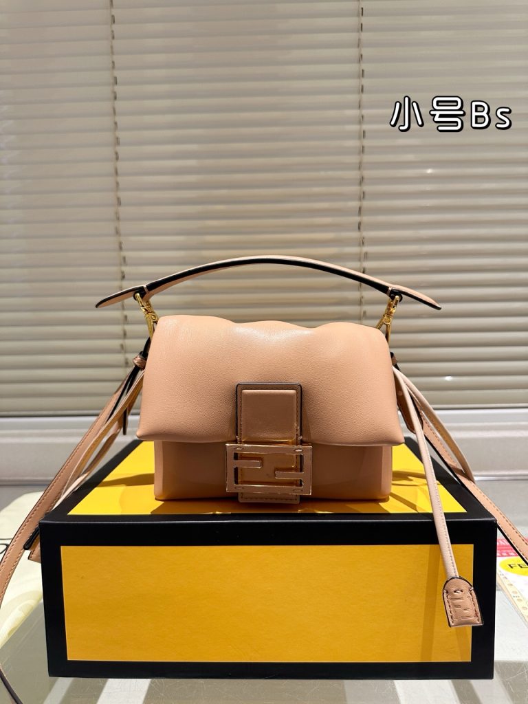 フェンディ バッグ 小号Bs 3色入 💼 - 画像 2
