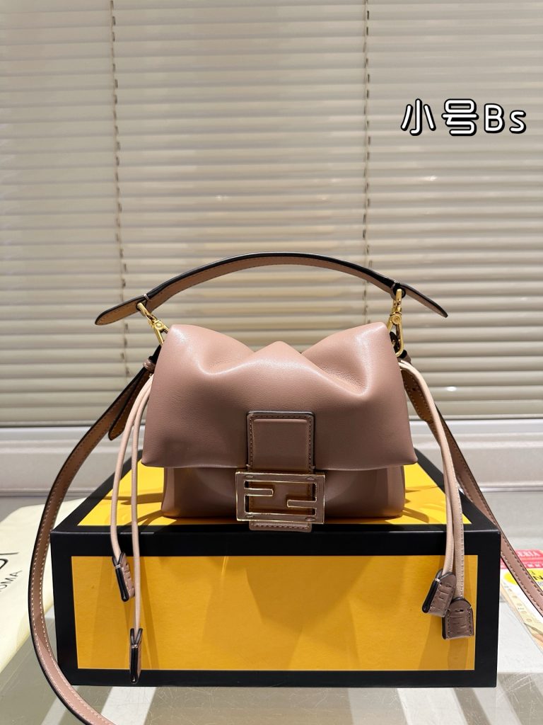 フェンディ バッグ 小号Bs 3色入 💼 - 画像 3