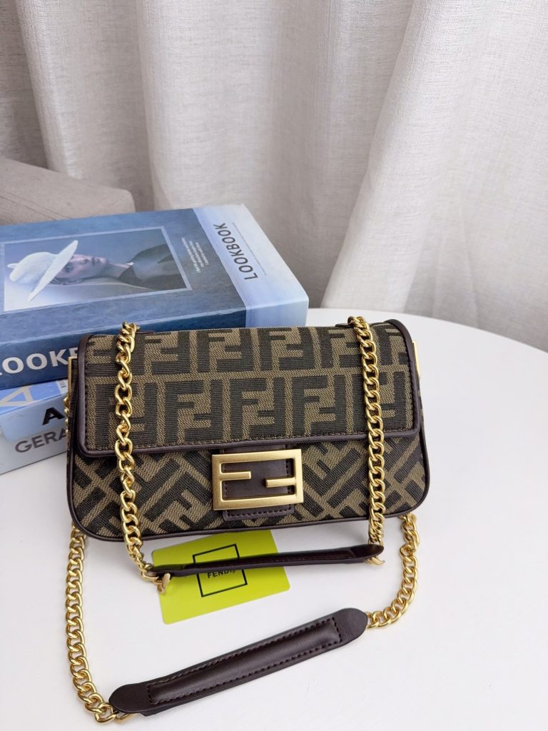 FENDI フェンディ ミニボストンバッグ ファブリック 2色入 🎩 - 画像 8