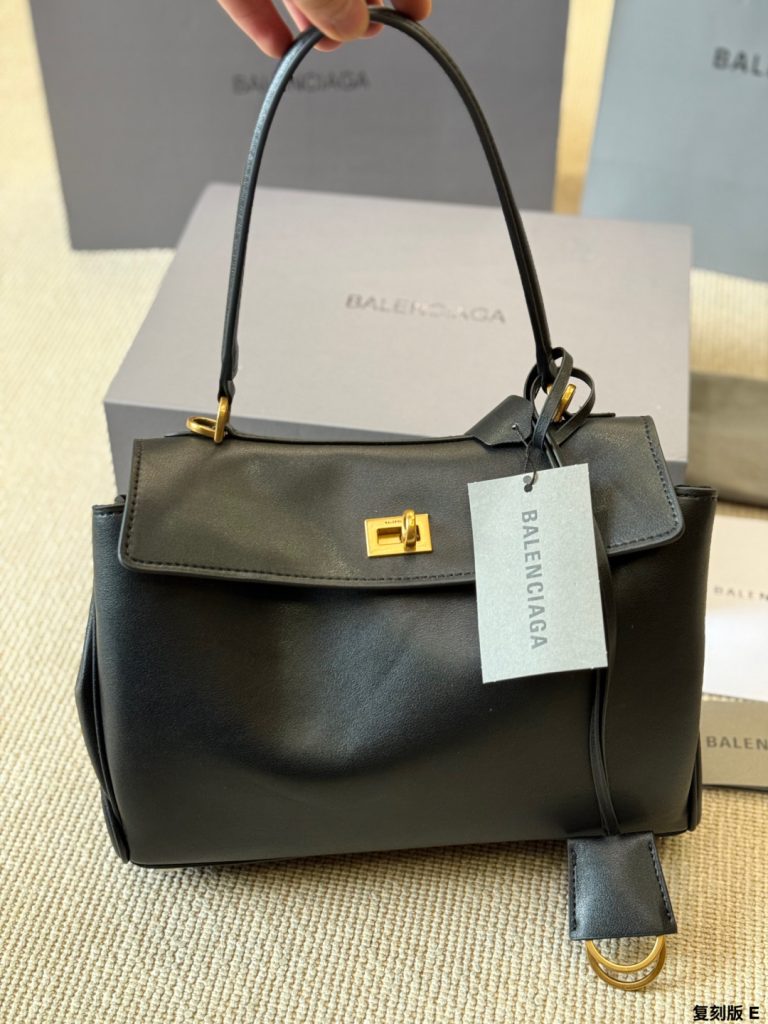 バレンシアガ ハンドバッグ 黒 2way レディース 💼 - 画像 6