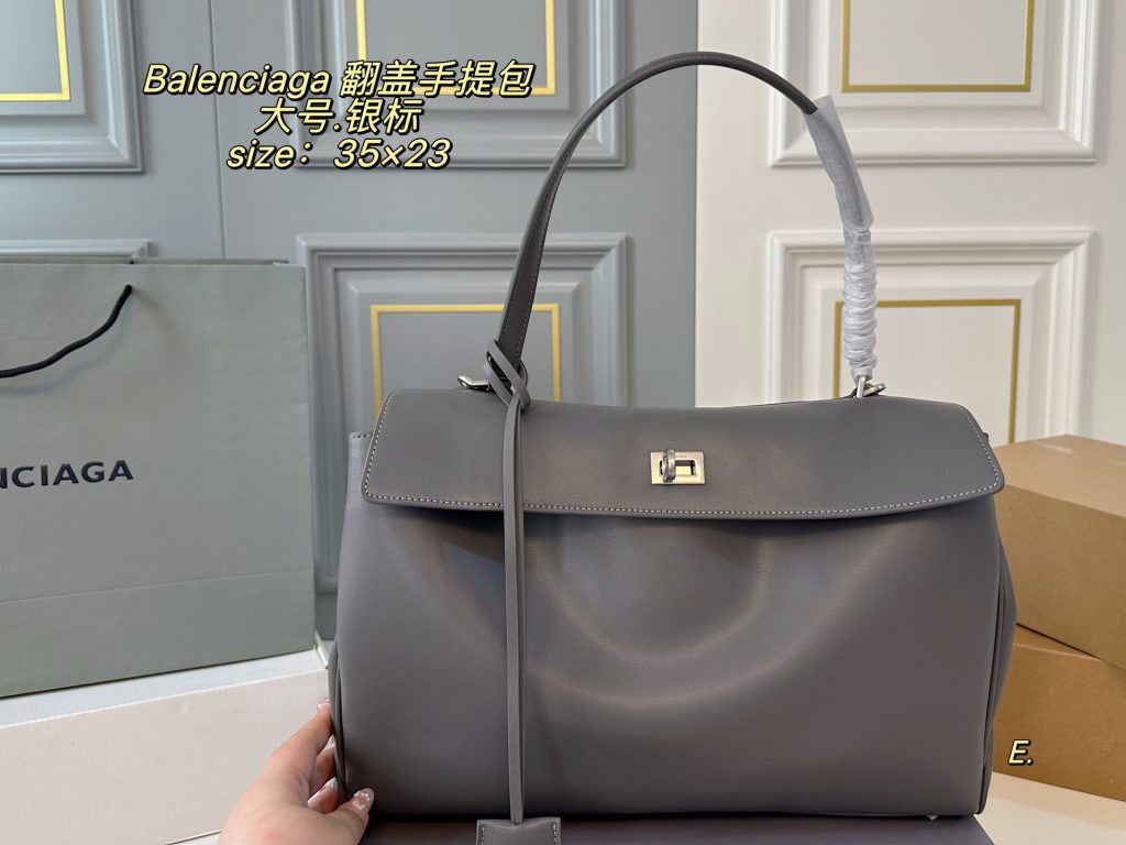 Balenciaga フlipトップハンドバッグ 35×23 グレー 🖤 - 画像 2