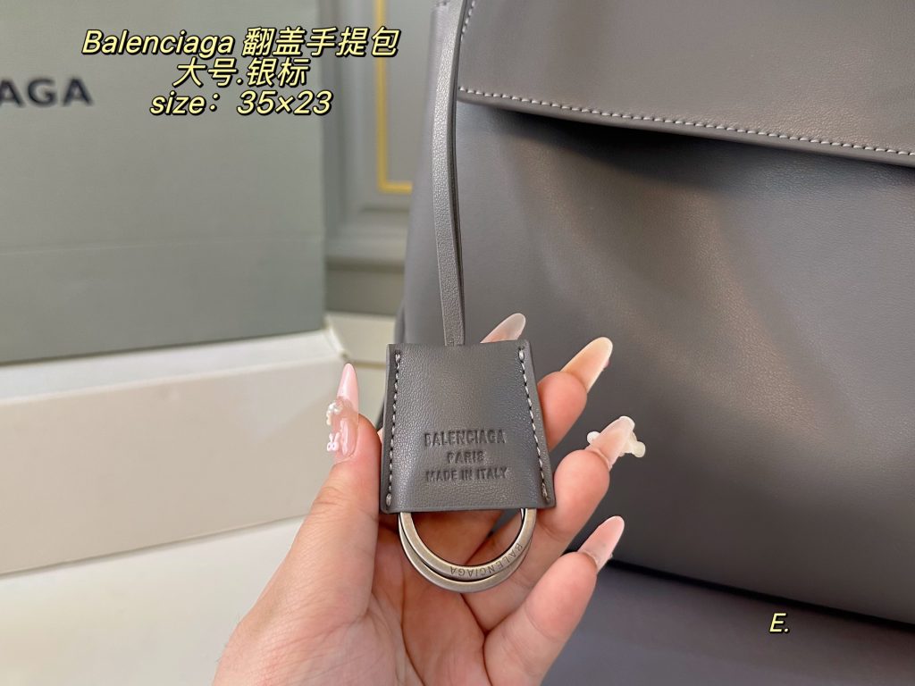 Balenciaga フlipトップハンドバッグ 35×23 グレー 🖤 - 画像 4
