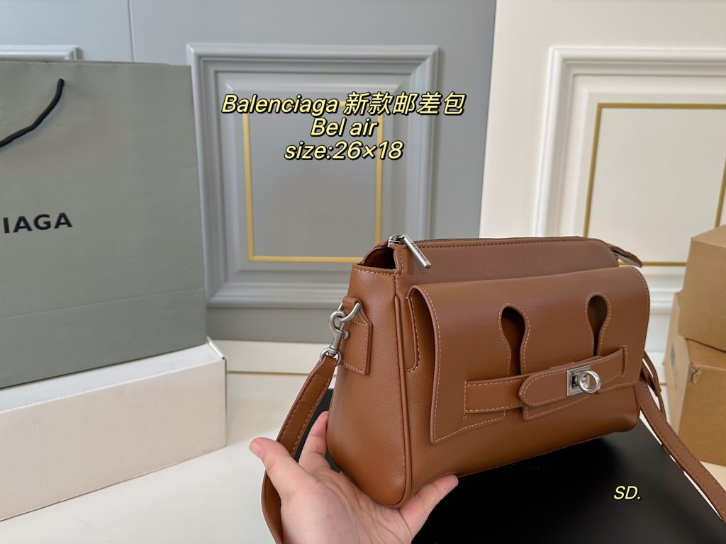 Balenciaga ベルエア バッグ ブラウン色 26×18cm 🧺 - 画像 2