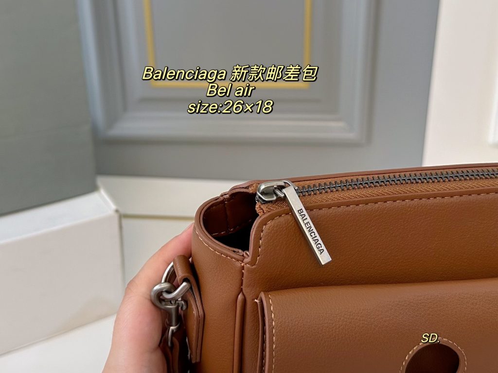 Balenciaga ベルエア バッグ ブラウン色 26×18cm 🧺 - 画像 5