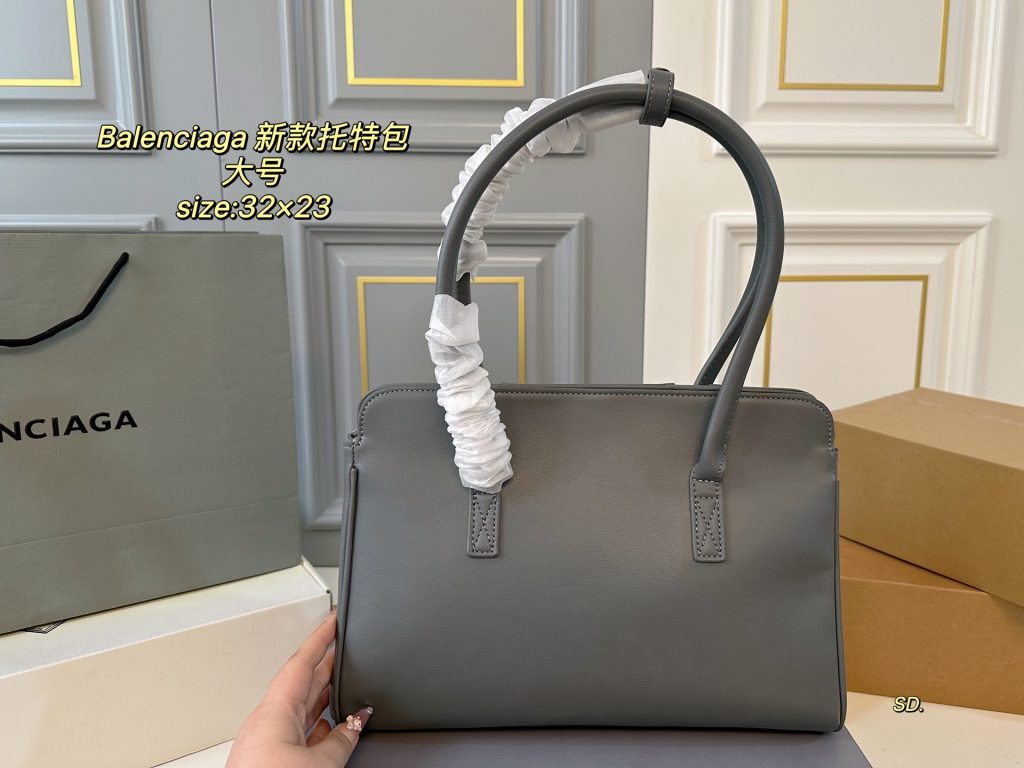 Balenciaga バッグ 32×23 グレー 1色入 🖤 - 画像 7