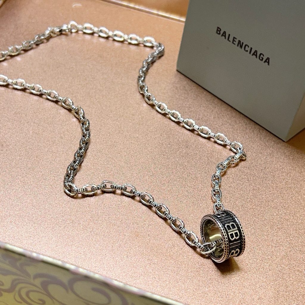 BALenciaga ネックレス メンズ 2色 ロゴ チェーン 31字 - 画像 4