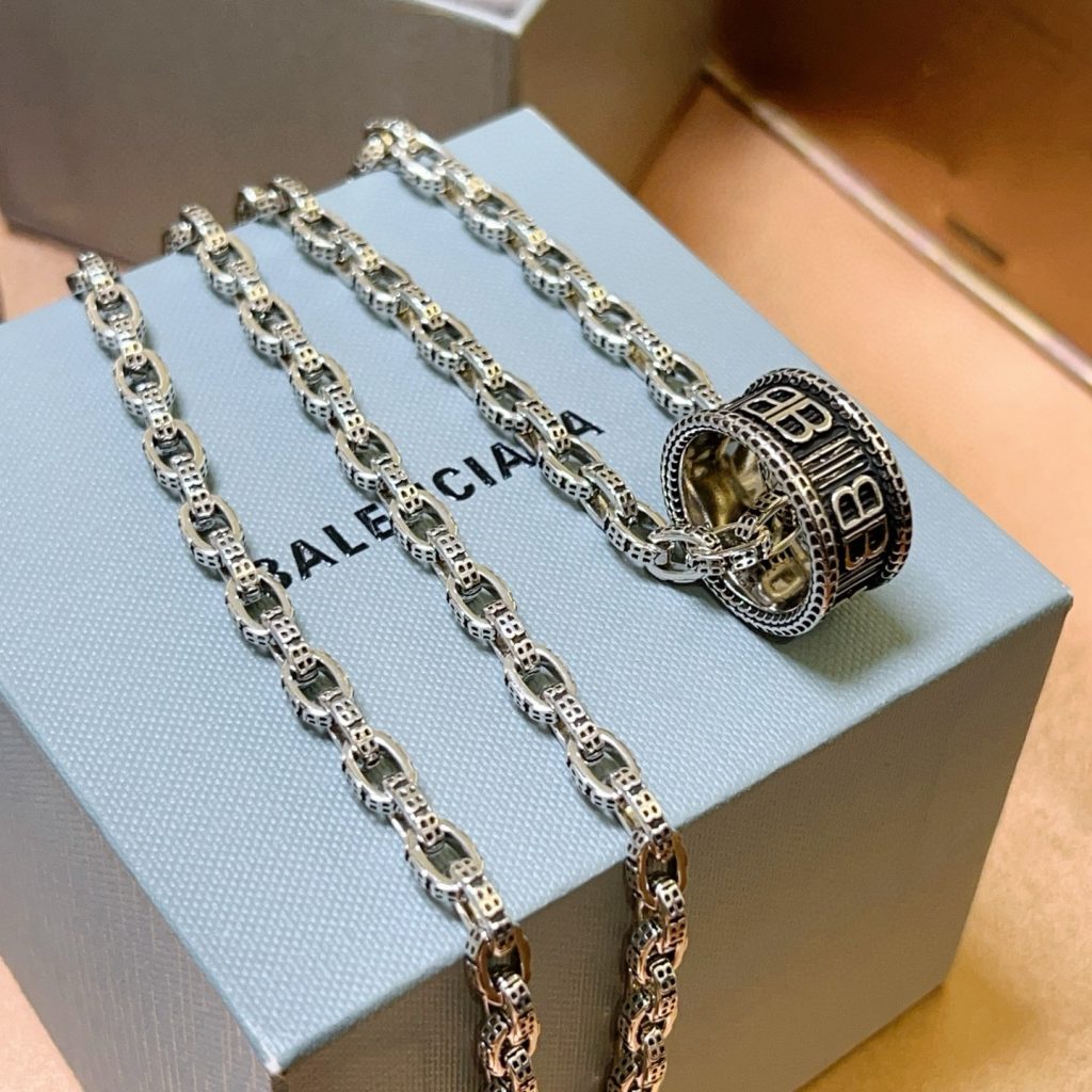 BALenciaga ネックレス メンズ 2色 ロゴ チェーン 31字 - 画像 5