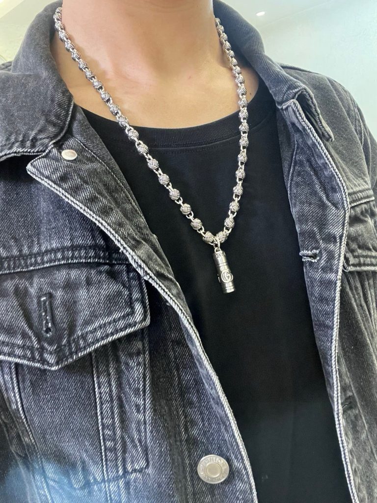 GUCCI ネックレス 4色入 💎 高級感あるデザインで、日常使いにも最適です。 - 画像 3