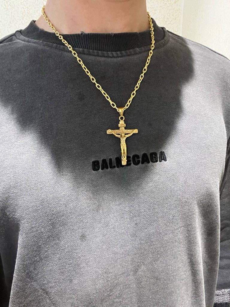 GUCCI クロス ネックレス 1色入 💎 - 画像 3