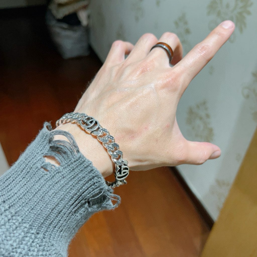 GUCCI ブレスレット シルバー 男性向け メンズ ファッションアクセサリー 🌟 - 画像 7