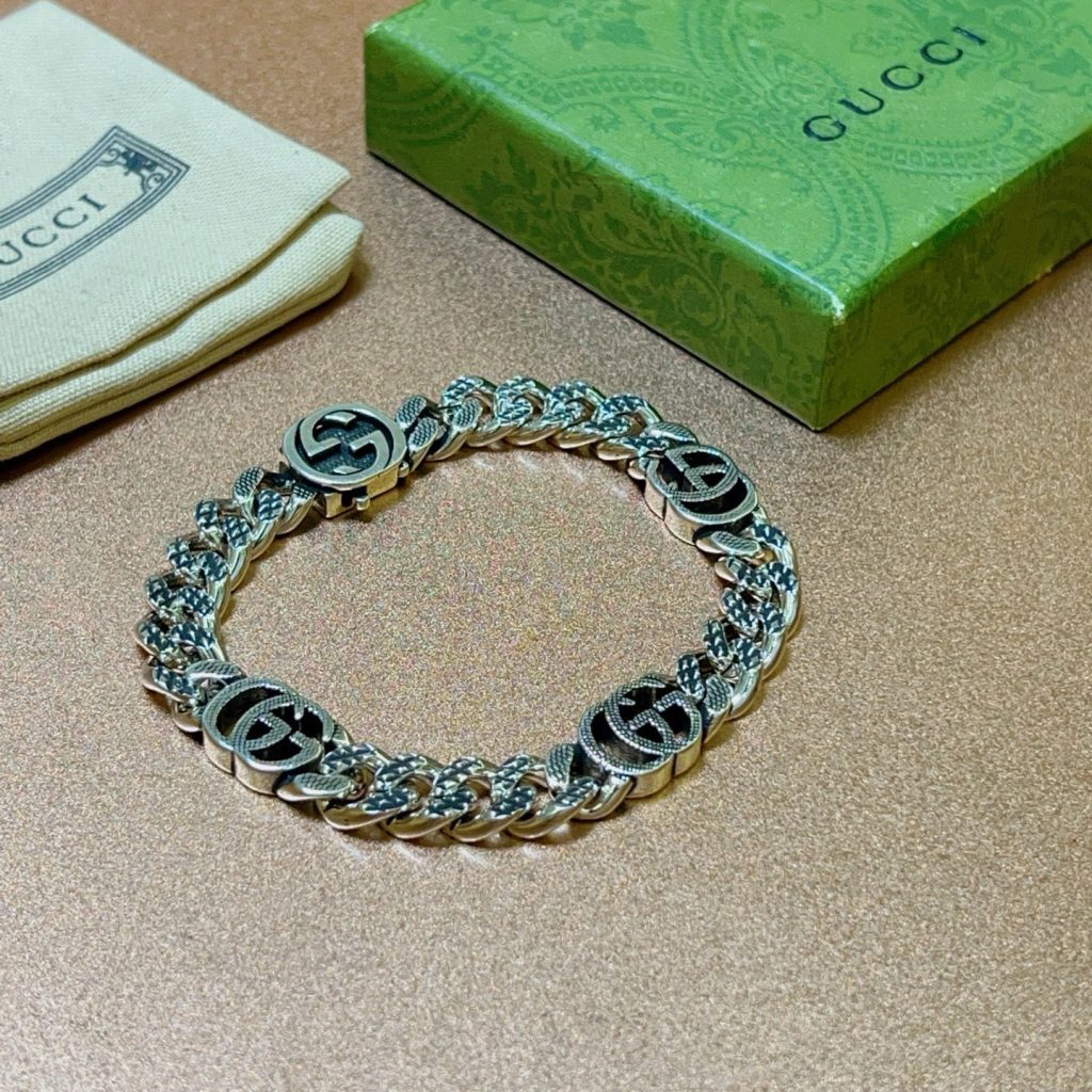 GUCCI ブレスレット シルバー 男性向け メンズ ファッションアクセサリー 🌟 - 画像 8