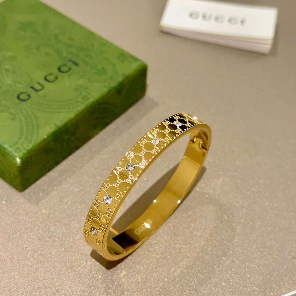 ゴージャスな GUCCI ブレスレット 1色入 💍 - 画像 5
