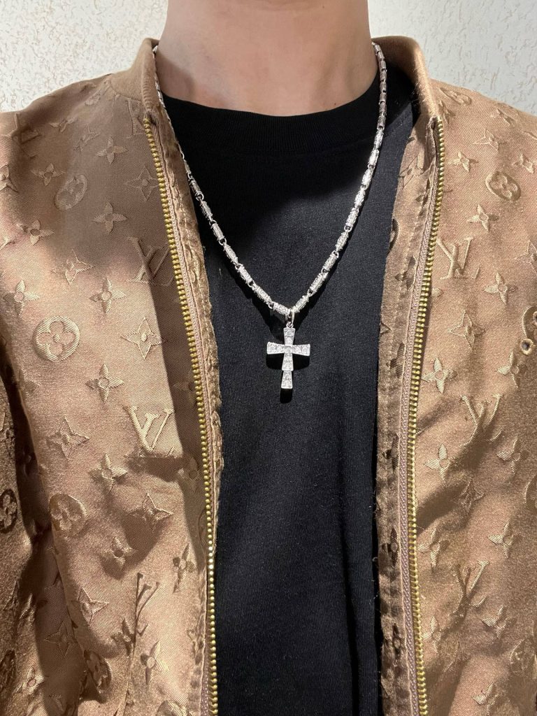BVLGARI ネックレス クロス 2色入 💎 - 画像 6