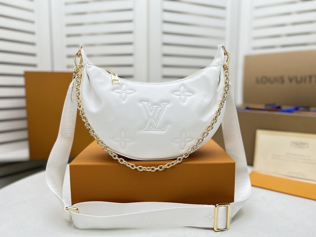 LOUIS VUITTON 新作 オーバーザムーン ショルダーバッグ クラッチバッグ モノグラム 5色 - 画像 2