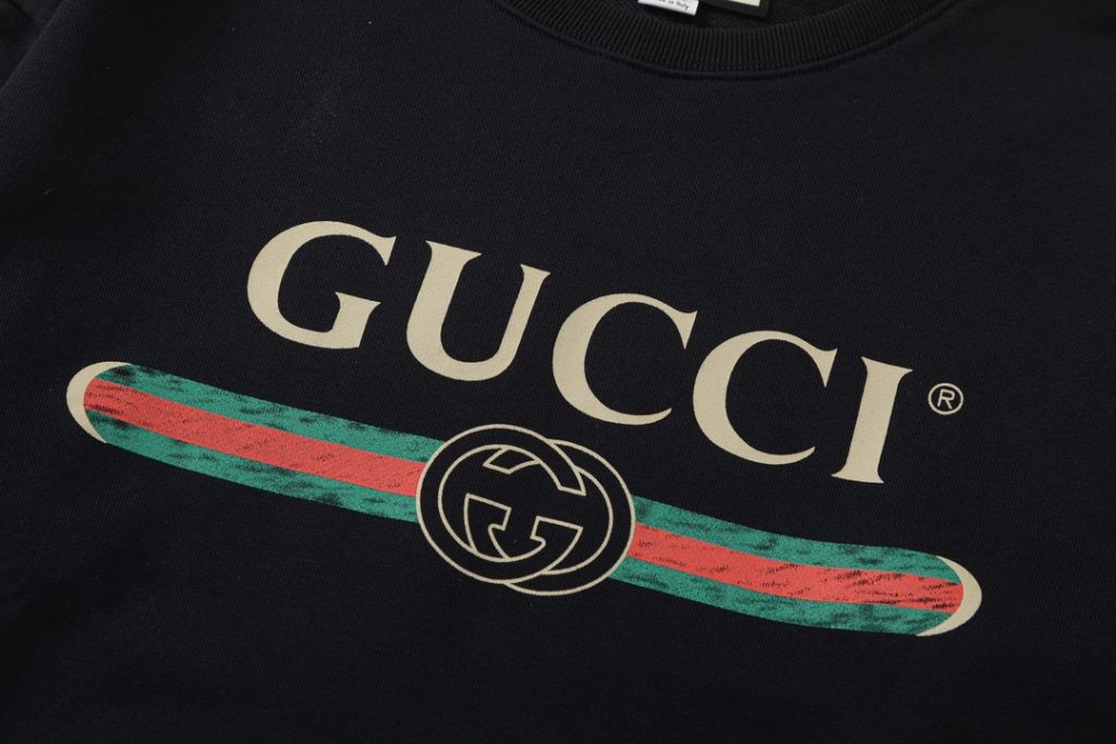 GUCCI ロゴプリントスウェットシャツ 2色入 - 画像 5