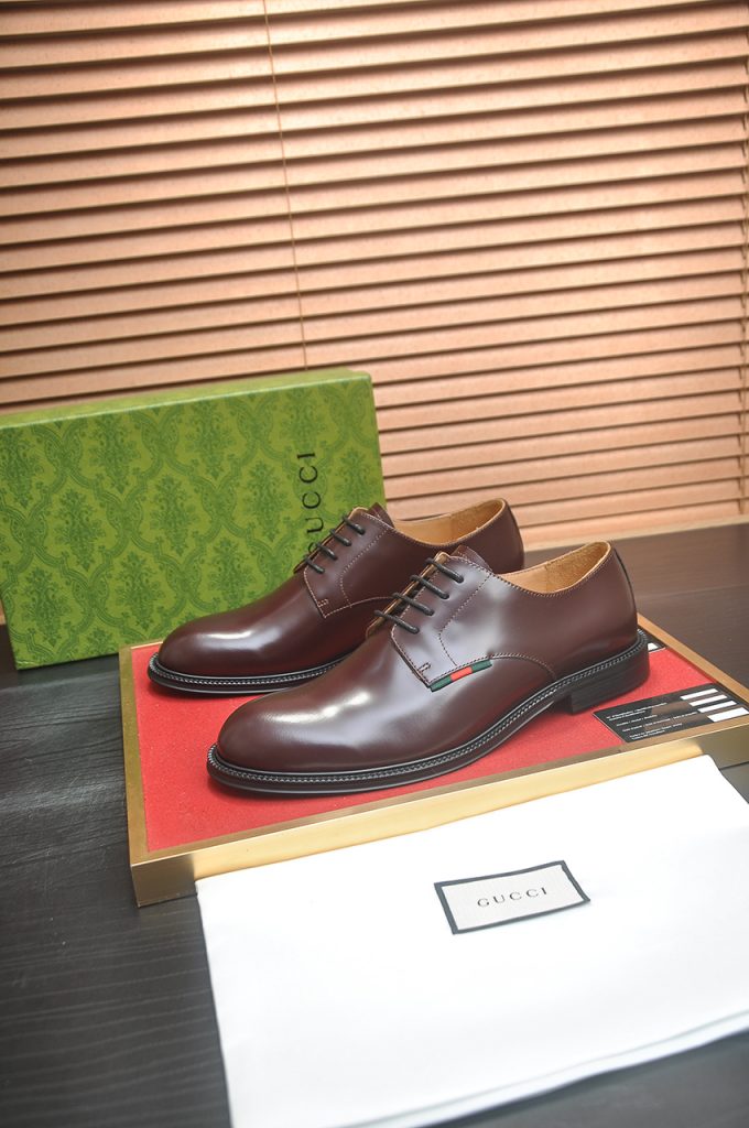 GUCCI メンズ ビジネスシューズ ブラウン 本革 41サイズ 1色入 🦾 - 画像 3