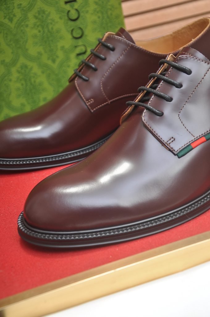 GUCCI メンズ ビジネスシューズ ブラウン 本革 41サイズ 1色入 🦾 - 画像 8