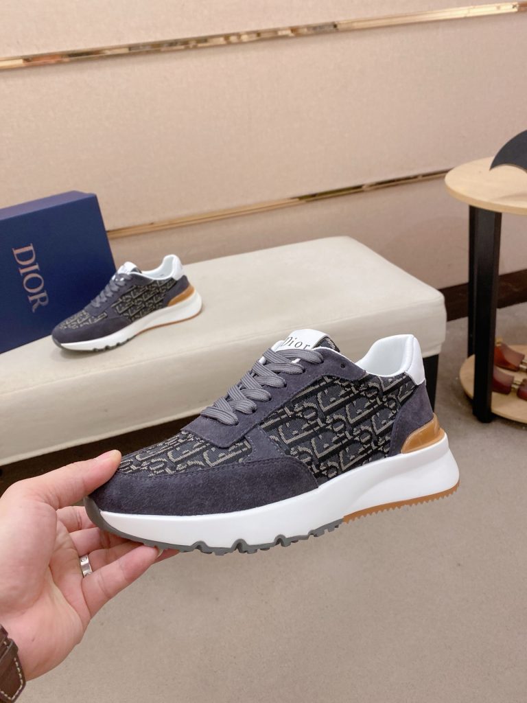 Dior メンズ スニーカー ディオール ロゴ ボリュームソール 灰色 2色入 🟤 - 画像 3
