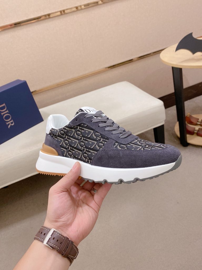 Dior メンズ スニーカー ディオール ロゴ ボリュームソール 灰色 2色入 🟤 - 画像 4