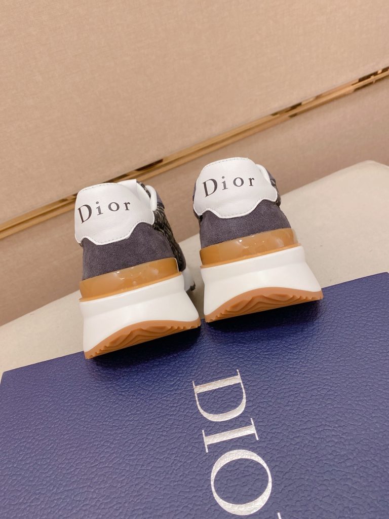 Dior メンズ スニーカー ディオール ロゴ ボリュームソール 灰色 2色入 🟤 - 画像 8