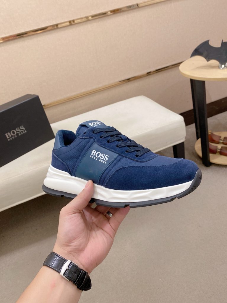 HUGO BOSS メンズスニーカー ブルー 4色入 🥾 78文字 - 画像 4