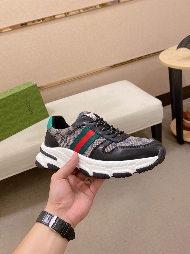 GUCCI メンズ スニーカー グッチ ベルト デザイン 黒 ホワイト レッド グリーン 4色入 🩴 - 画像 4