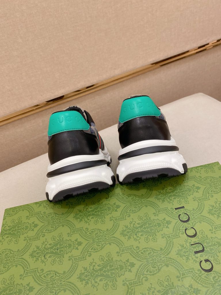 GUCCI メンズ スニーカー グッチ ベルト デザイン 黒 ホワイト レッド グリーン 4色入 🩴 - 画像 8