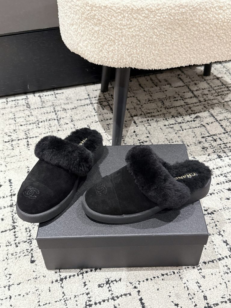 シャネル レディース ファー パンプス ブラック シューズ 1色入 - 画像 3