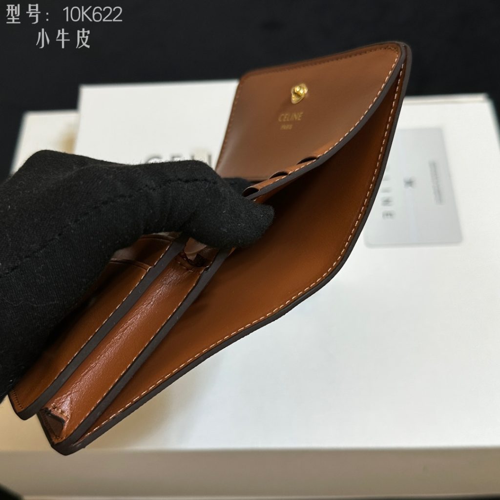 セリーヌ Celine 10K622 ミニ二つ折り財布 ブラウン ブラック シグネチャー レザー 小牛革 二つ折り財布 - 画像 8