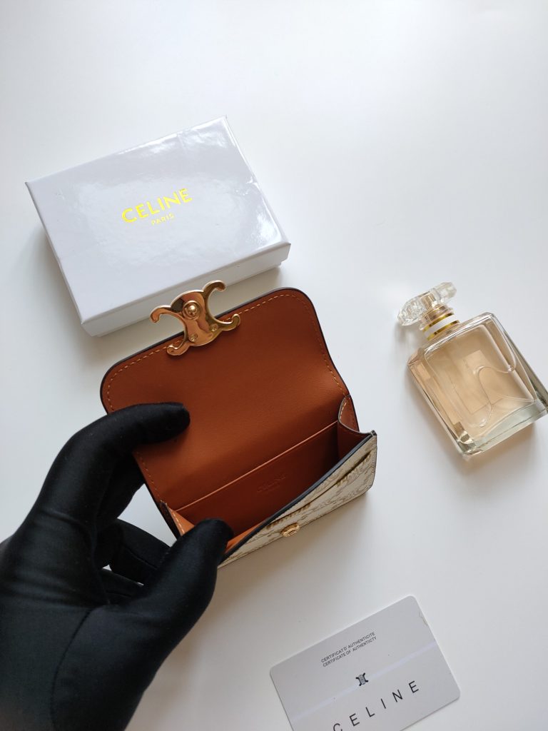 CELINE セリーヌ カードケース ミニ財布 イエロー 1色入 - 画像 6