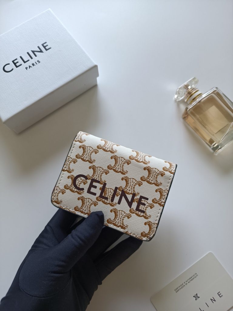 CELINE ポーチ クレジットカードケース シェリーライン ホワイト×ブラウン 4色入 - 画像 4