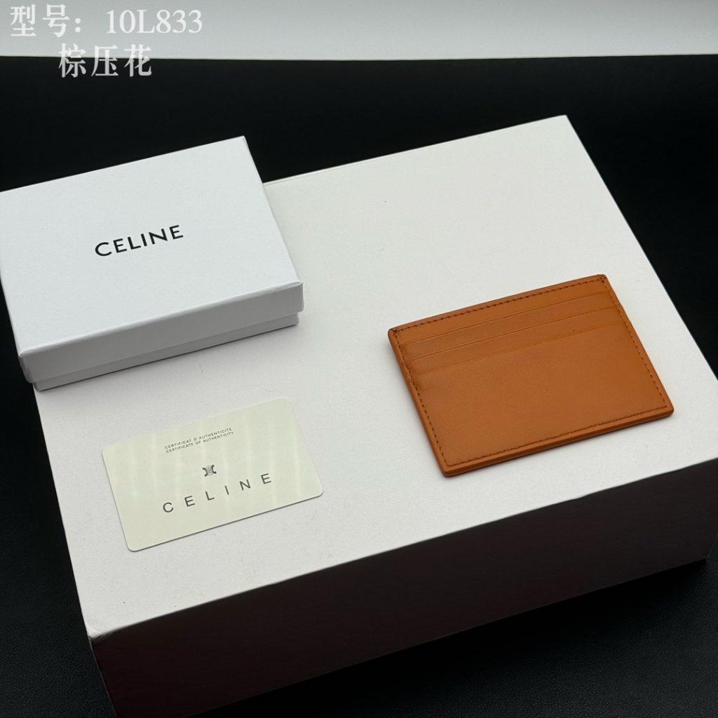 CEFINE セリーヌ 10L833 棕色 カードケース 軽量 高級レザー 1枚のみ - 画像 2