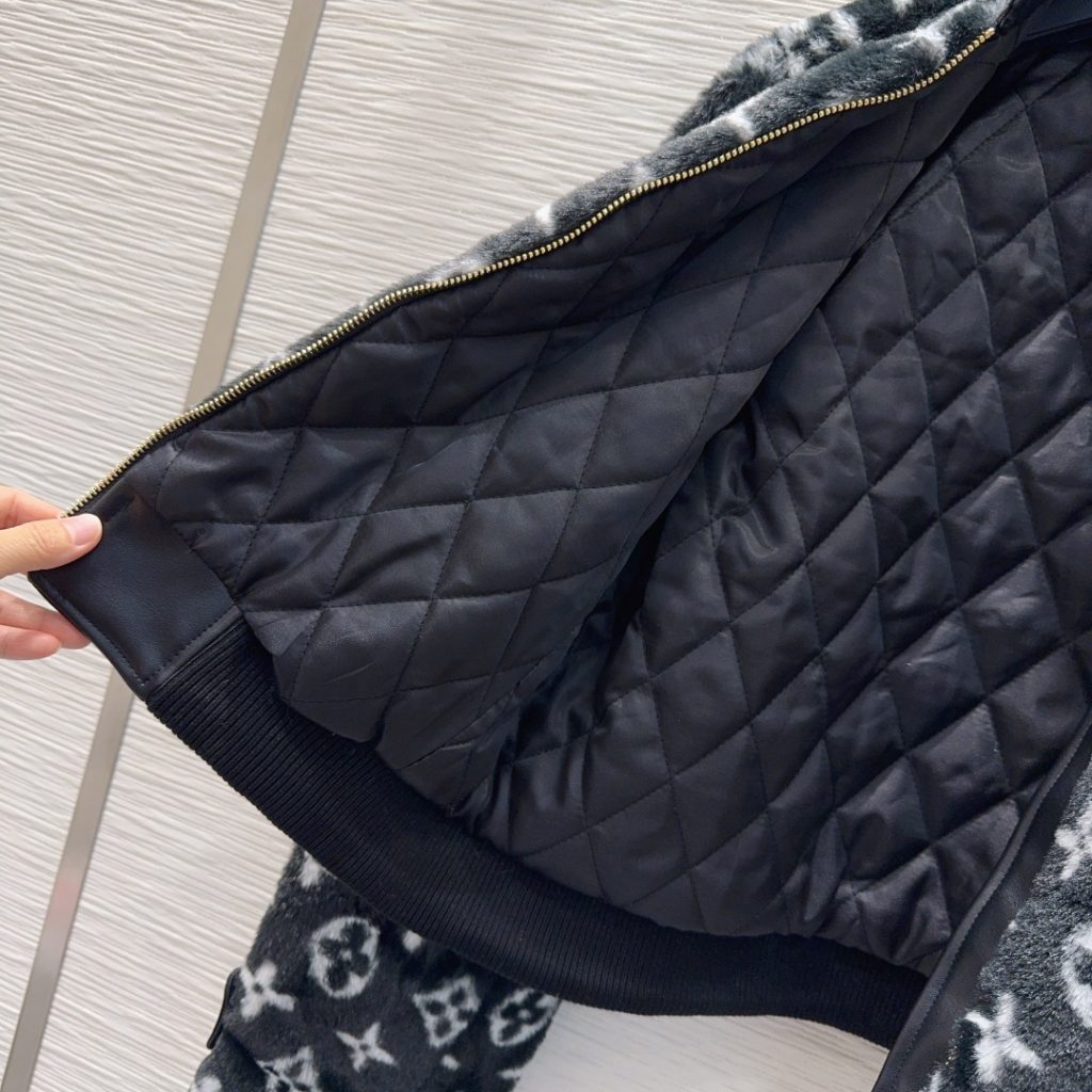 LOUIS VUITTON モノグラム ファー バイザー | ブラック | VCGW05 - 画像 8