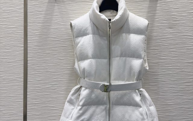 休日用に検討したい服装：写真と商品リンク付き