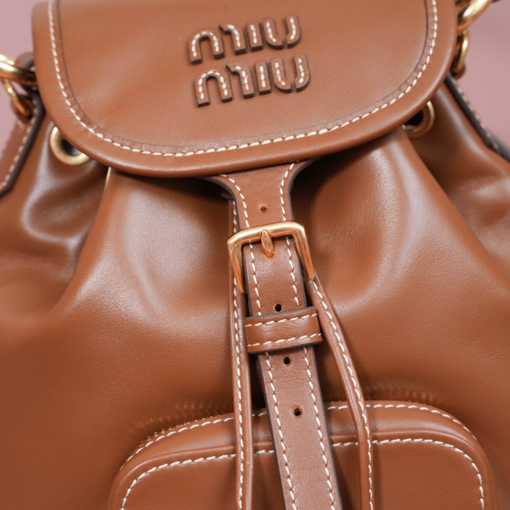 Miu Miu バッグ かばん ポケット付き ブラウン - 画像 8