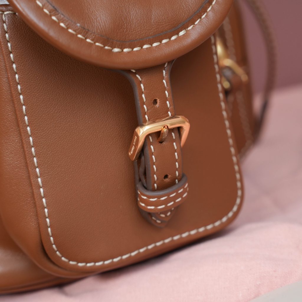 Miu Miu レディース バッグ | バックパック | コンパクト | ブラウン - 画像 7