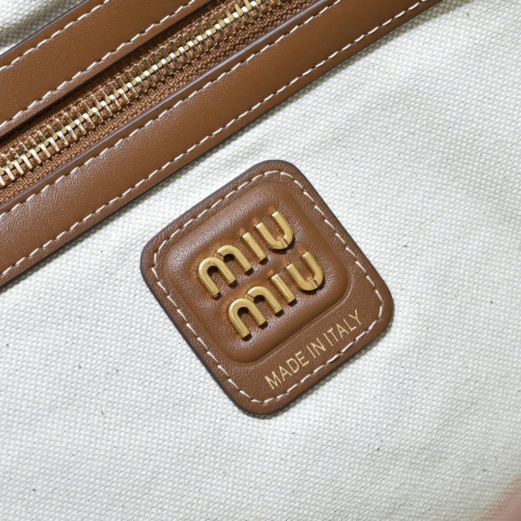 Miu Miu デニムトートバッグ|コンパクト|紺白ストライプ - 画像 7