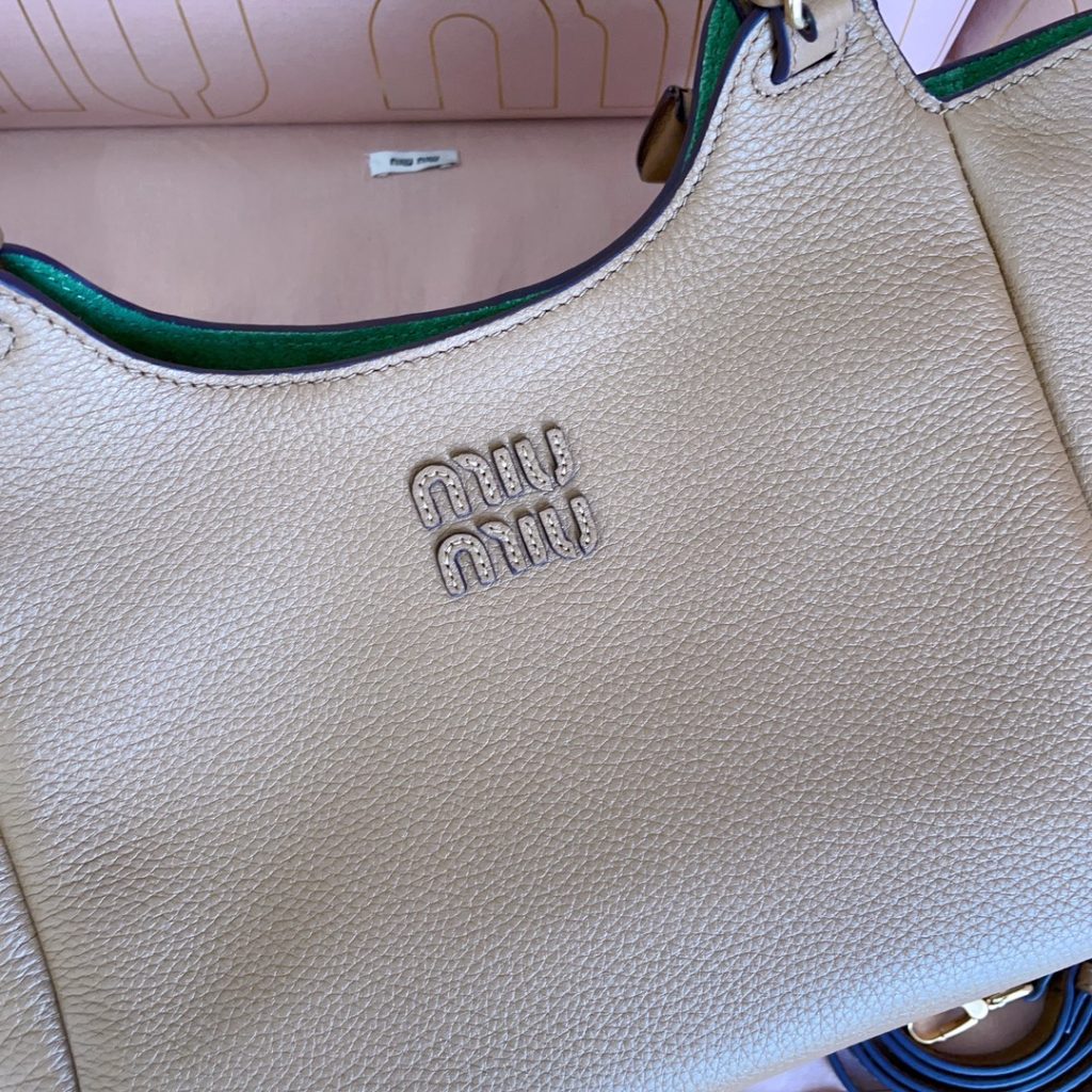 Miu Miu ハンドバッグ | グリーンライニング | ナチュラルベージュ - 画像 7